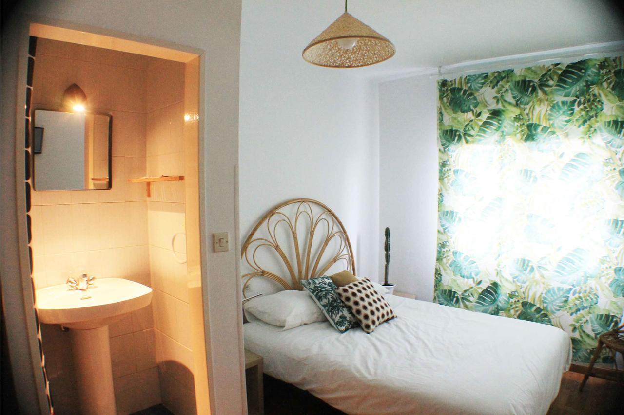 Cactus Bed & Breakfast Salinas 카스트리욘 외부 사진